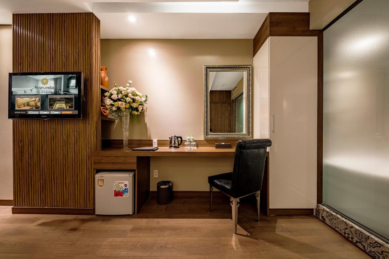 Sunflower Luxury Hotel Ho Chi Minh City Exterior photo