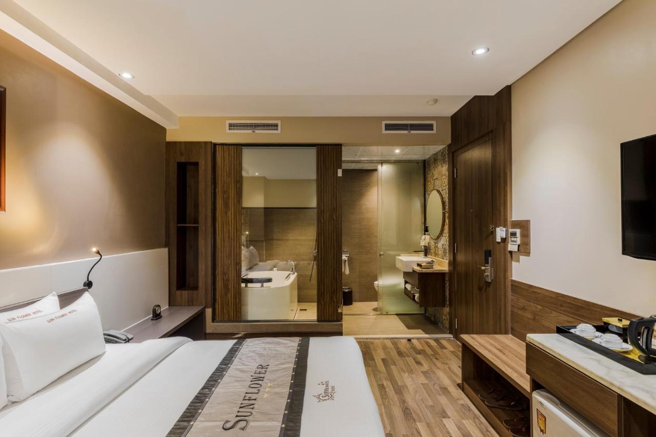 Sunflower Luxury Hotel Ho Chi Minh City Exterior photo