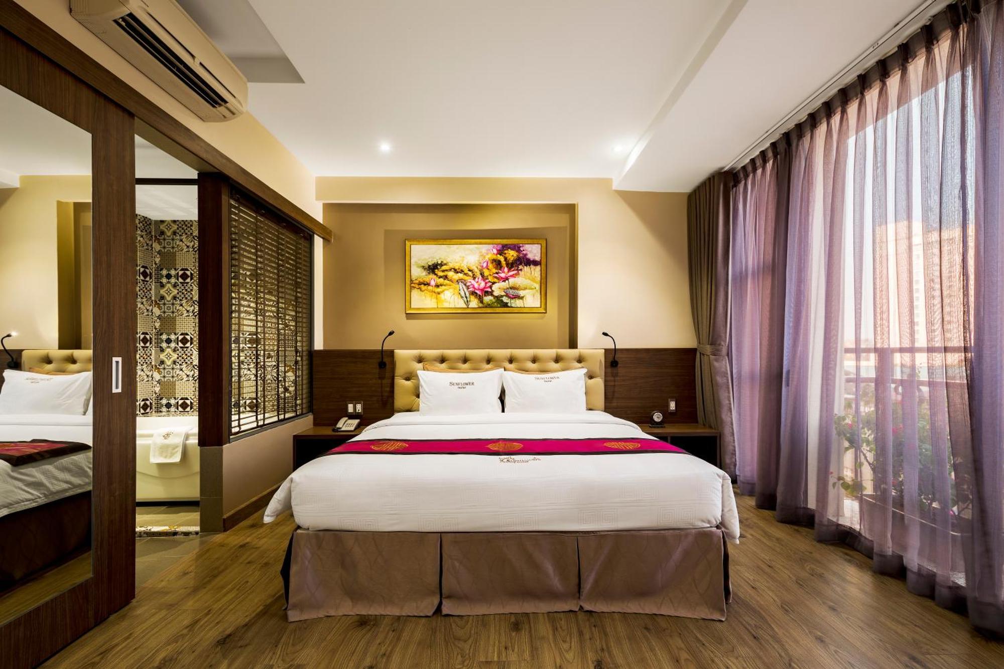 Sunflower Luxury Hotel Ho Chi Minh City Exterior photo